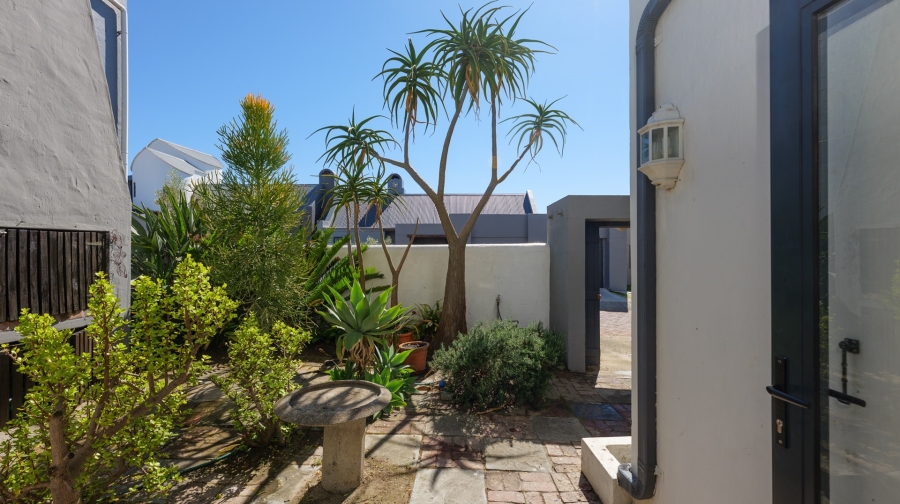 2 Bedroom Property for Sale in Bredasdorp Western Cape